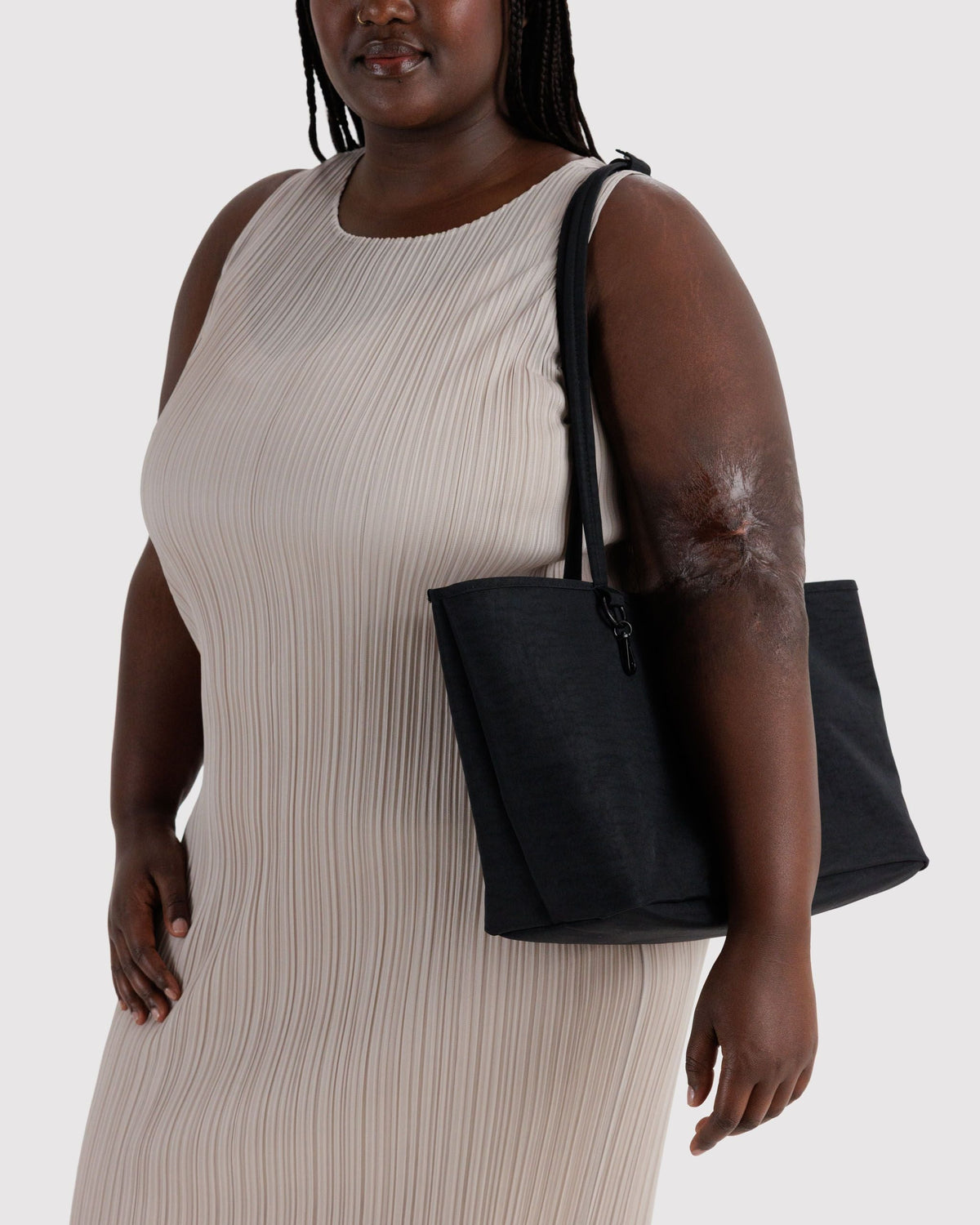 Daily Travel Medium Nylon Reversible Tote - Black