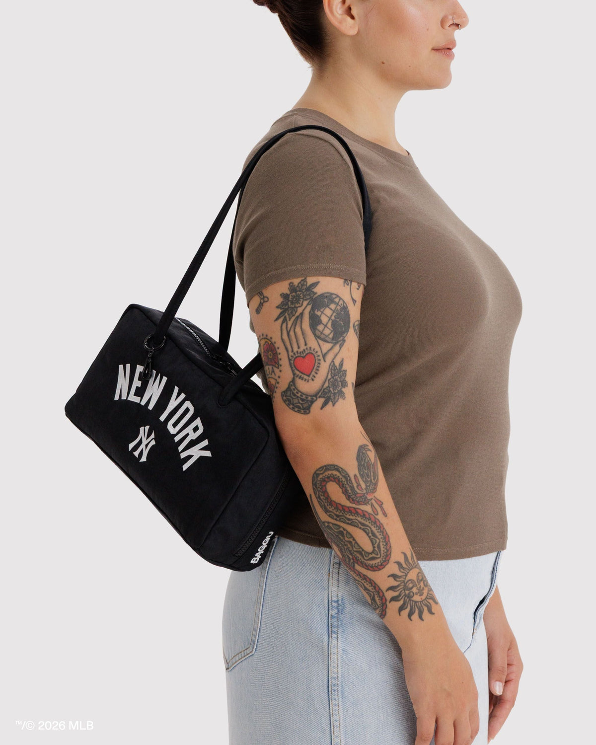 Practical Storage Nylon Bowler Bag - New York