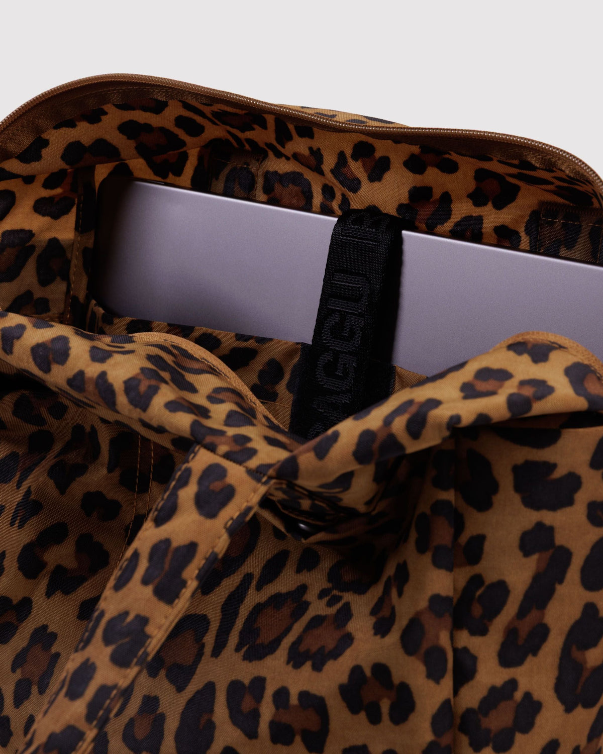 Daily Travel Everyday Cloud Bag -
