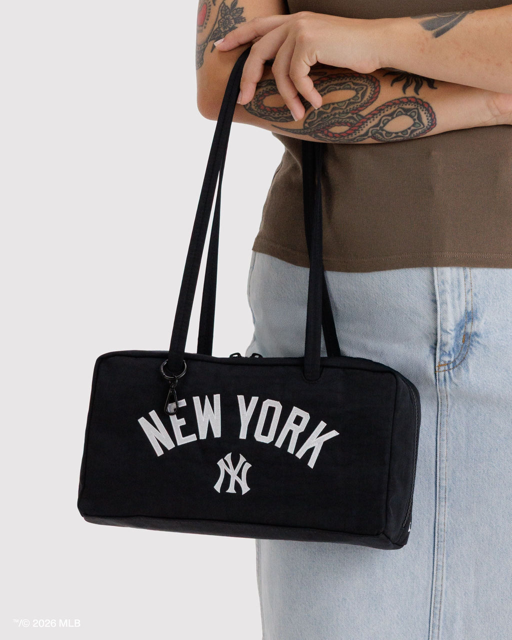 Practical Storage Nylon Bowler Bag - New York