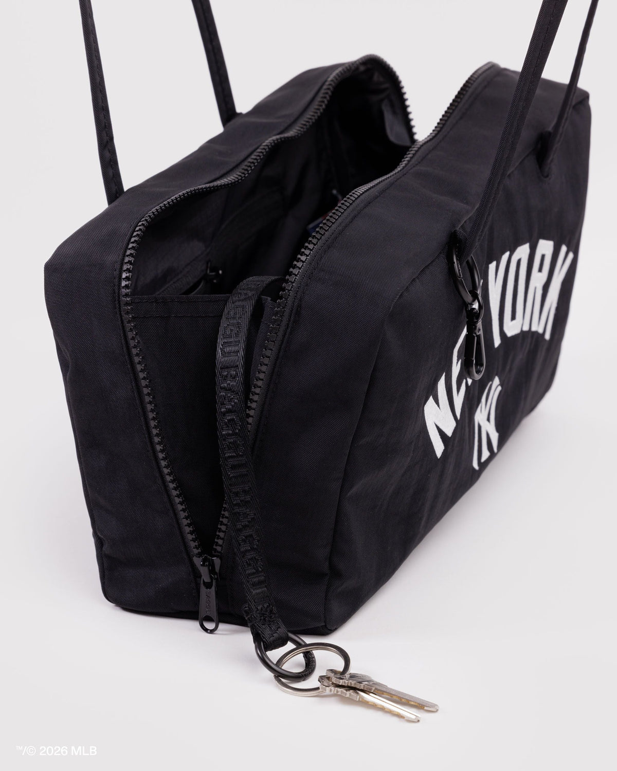 Practical Storage Nylon Bowler Bag - New York