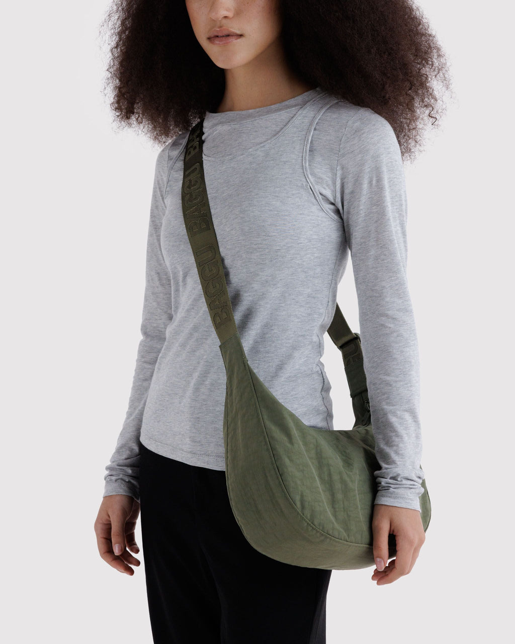 Practical Storage Medium Nylon Crescent Bag -