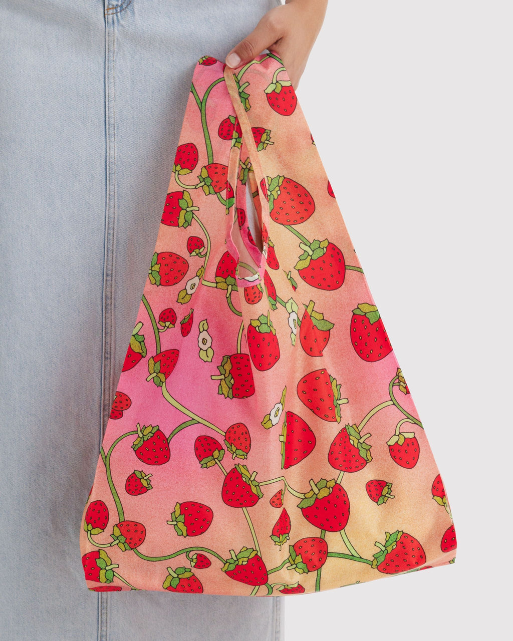 Daily Travel Standard Baggu - Strawberry