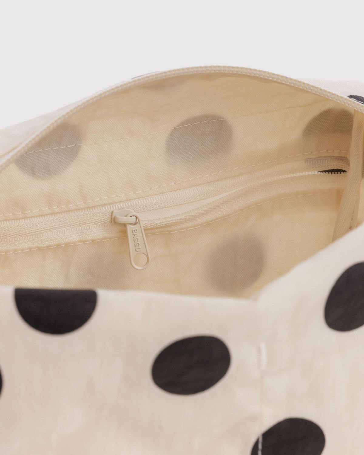 Practical Storage Dopp Kit - Cream and Black Polka